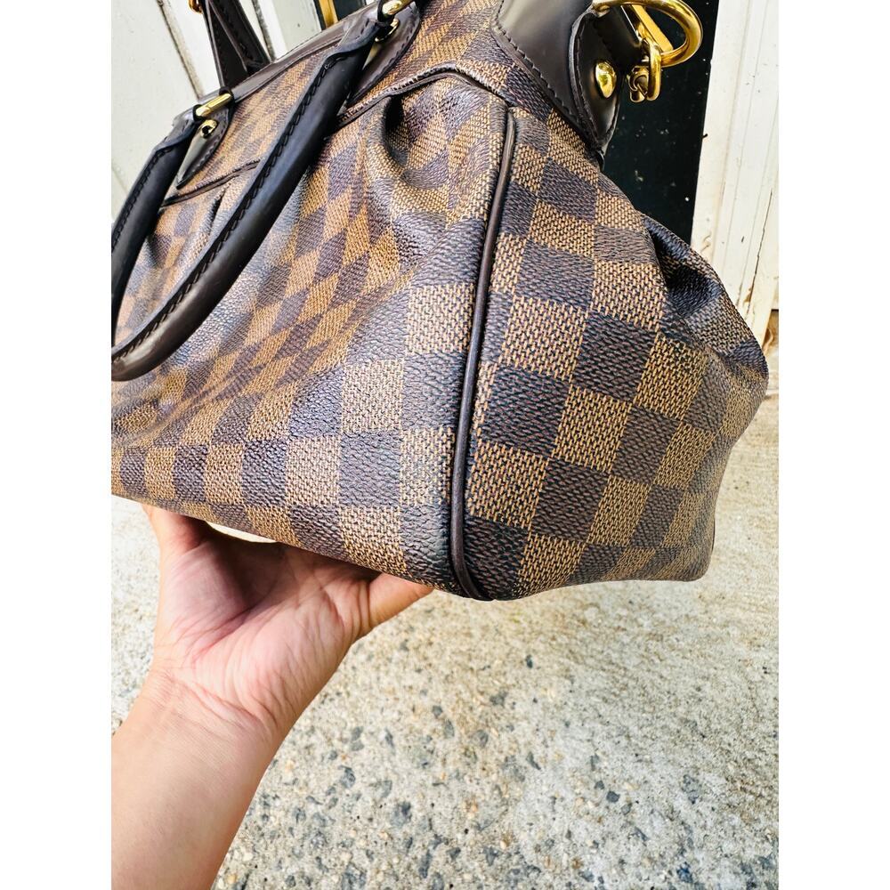 Louis Vuitton Trevi PM Authentic with COA - Picture 7 of 14